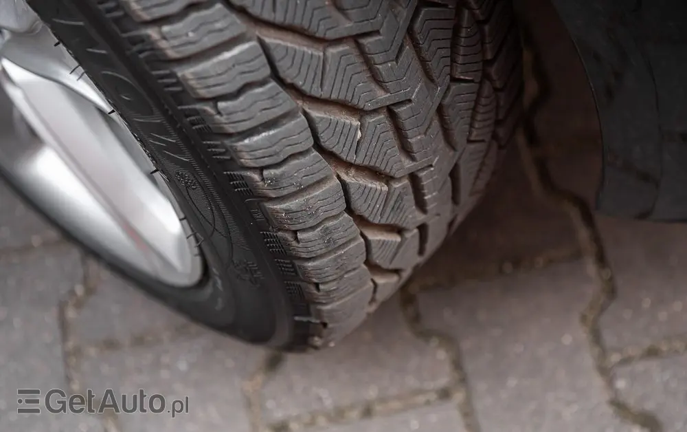 AUDI A4 Avant 2.0 TDI ultra S tronic sport