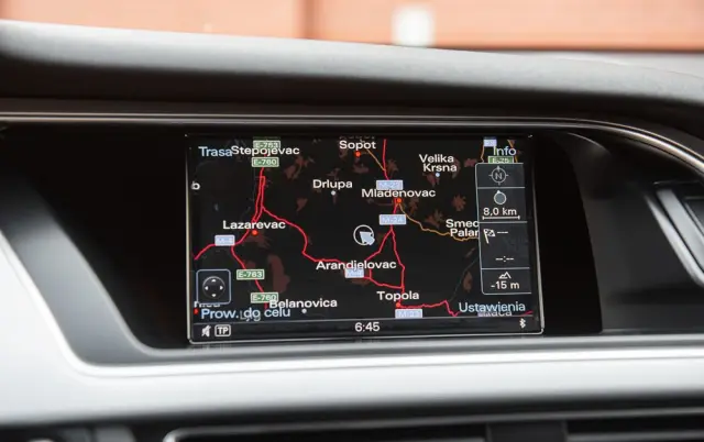 AUDI A4 Avant 2.0 TDI ultra S tronic sport