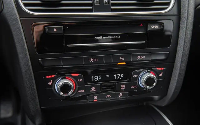 AUDI A4 Avant 2.0 TDI ultra S tronic sport