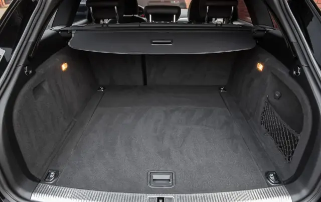 AUDI A4 Avant 2.0 TDI ultra S tronic sport