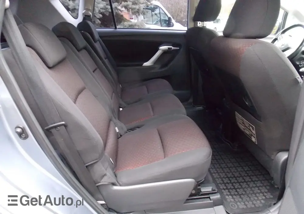 TOYOTA Verso 2.0 D-4D Sol plus