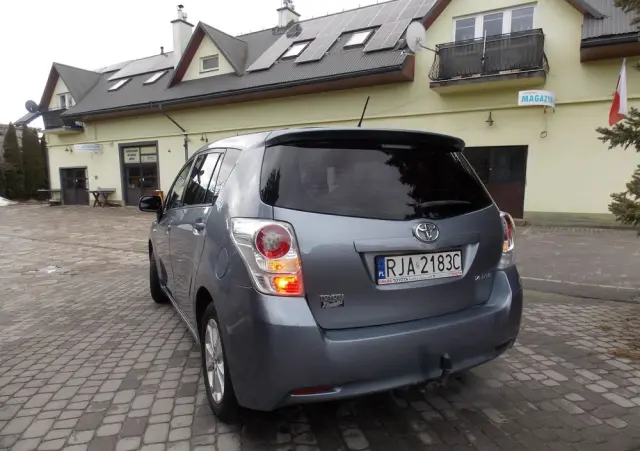 TOYOTA Verso 2.0 D-4D Sol plus