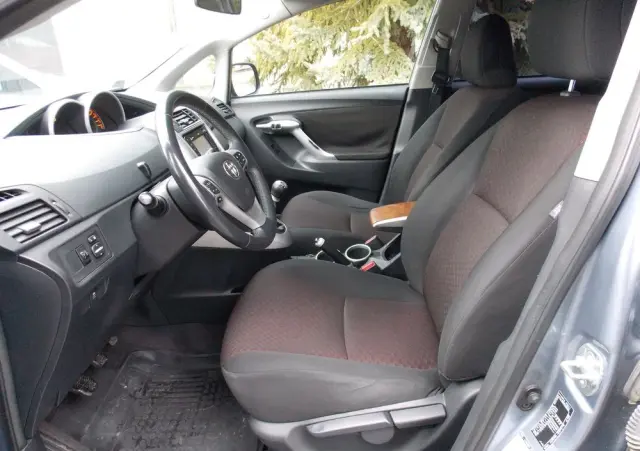 TOYOTA Verso 2.0 D-4D Sol plus