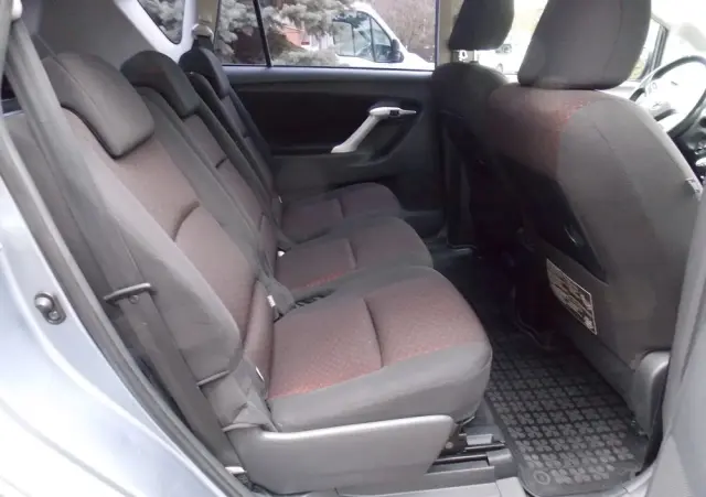 TOYOTA Verso 2.0 D-4D Sol plus