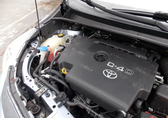 TOYOTA Verso 2.0 D-4D Sol plus