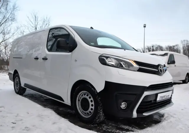 TOYOTA PROACE 