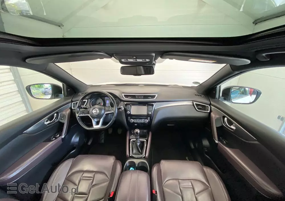 NISSAN Qashqai 1.2 DIG-T Tekna+