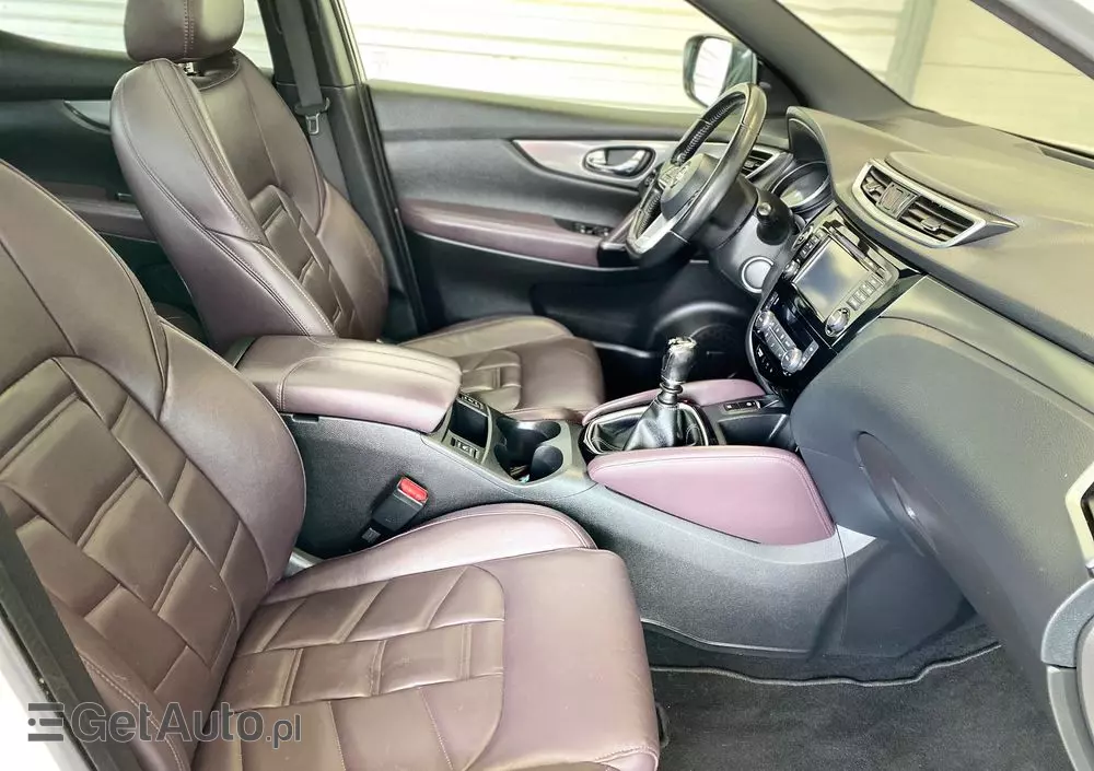 NISSAN Qashqai 1.2 DIG-T Tekna+