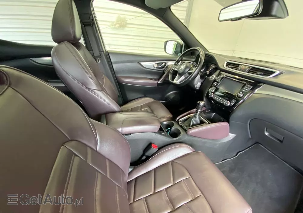 NISSAN Qashqai 1.2 DIG-T Tekna+