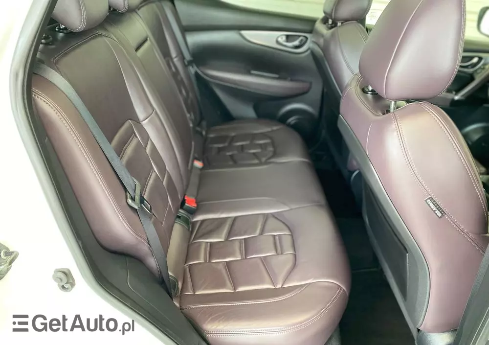 NISSAN Qashqai 1.2 DIG-T Tekna+