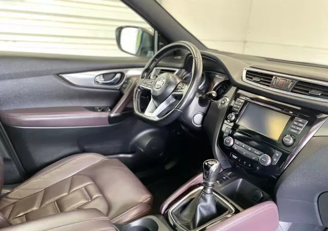 NISSAN Qashqai 1.2 DIG-T Tekna+