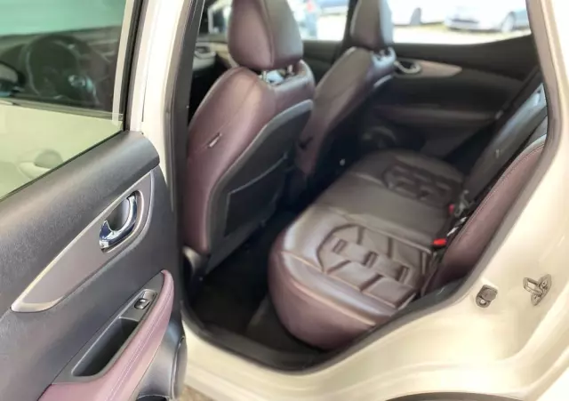 NISSAN Qashqai 1.2 DIG-T Tekna+