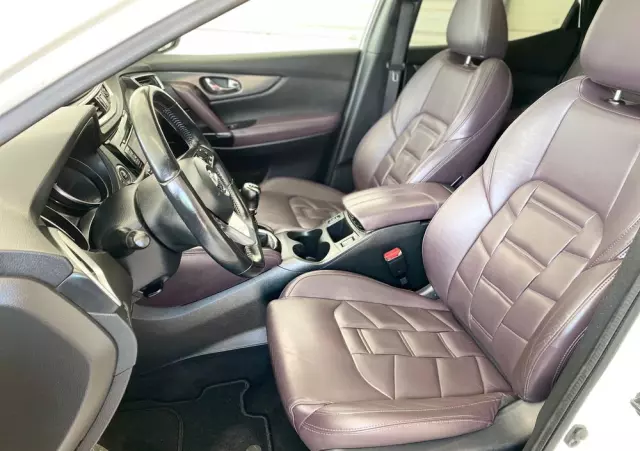 NISSAN Qashqai 1.2 DIG-T Tekna+