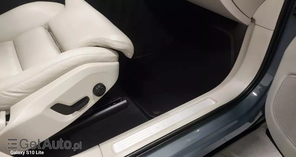 VOLVO XC 60 B4 D Geartronic Inscription