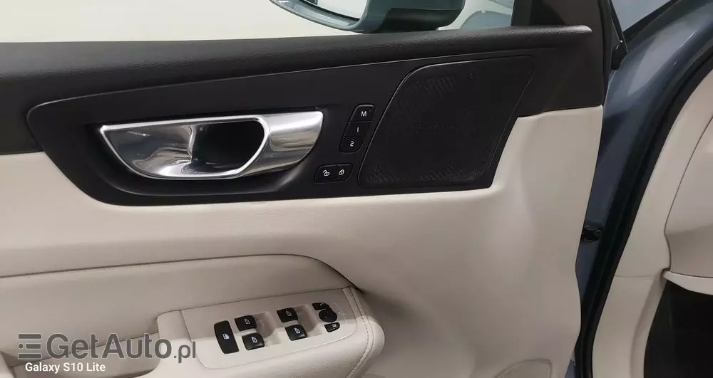 VOLVO XC 60 B4 D Geartronic Inscription