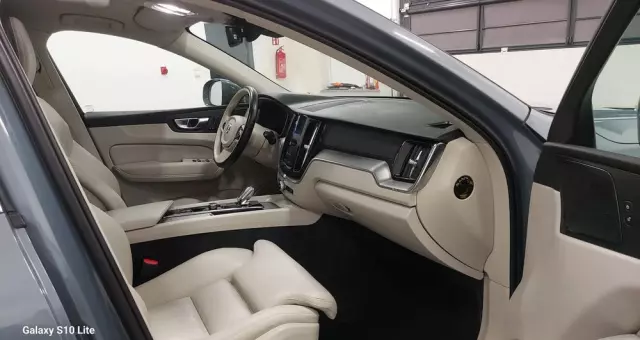 VOLVO XC 60 B4 D Geartronic Inscription