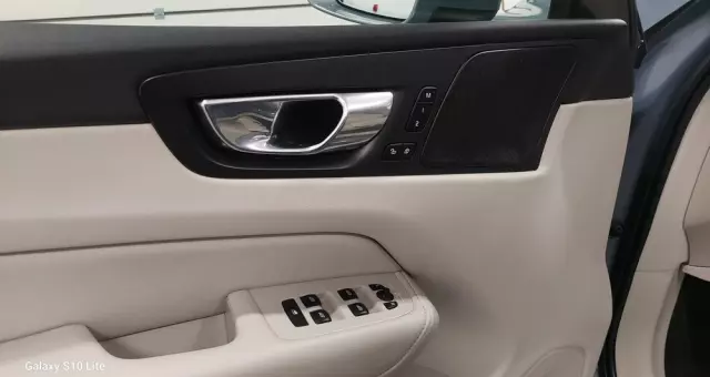 VOLVO XC 60 B4 D Geartronic Inscription