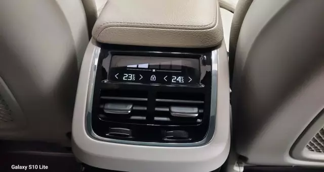 VOLVO XC 60 B4 D Geartronic Inscription