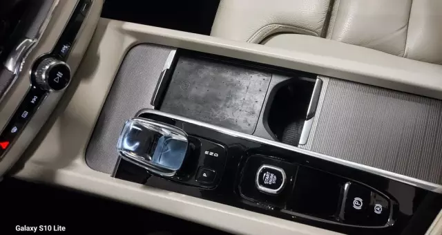 VOLVO XC 60 B4 D Geartronic Inscription