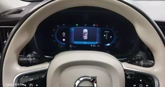 VOLVO XC 60 B4 D Geartronic Inscription