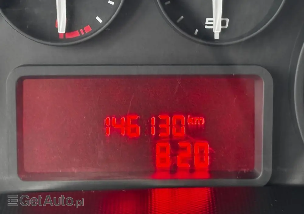 IVECO Daily 35C14 Kontener 8 Palet z windą 