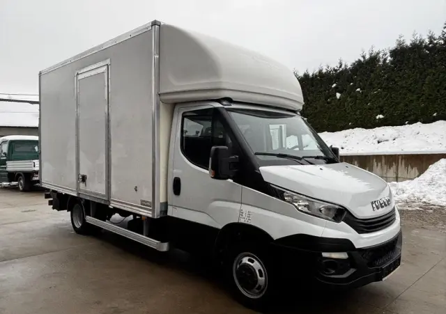 IVECO Daily 35C14 Kontener 8 Palet z windą 