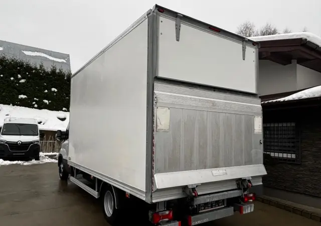 IVECO Daily 35C14 Kontener 8 Palet z windą 