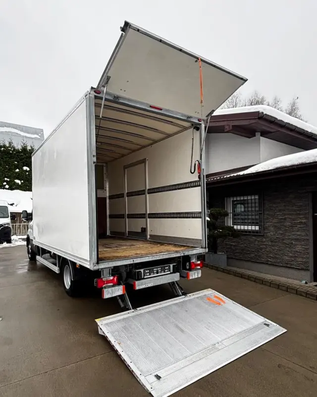 IVECO Daily 35C14 Kontener 8 Palet z windą 