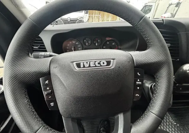 IVECO Daily 35C14 Kontener 8 Palet z windą 