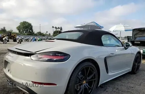 PORSCHE Boxster 