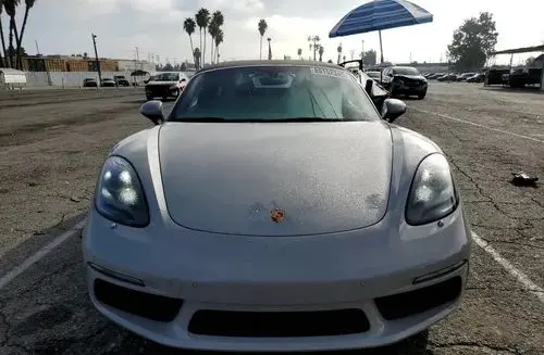 PORSCHE Boxster 