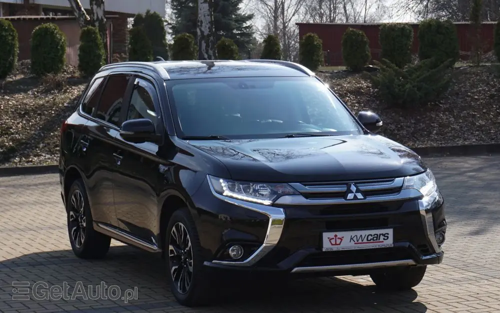 MITSUBISHI Outlander 2.0 4WD Plus