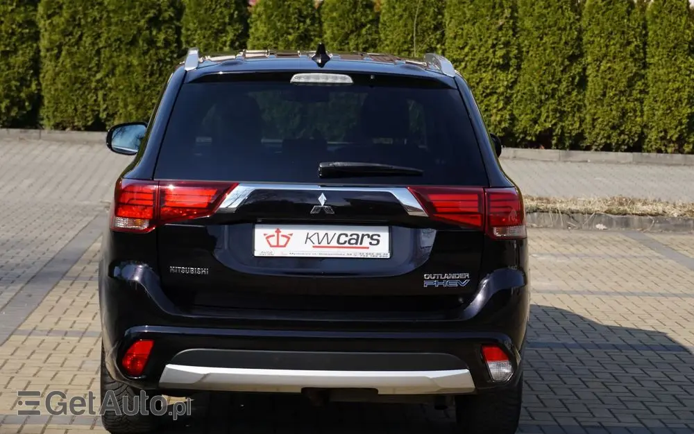 MITSUBISHI Outlander 2.0 4WD Plus