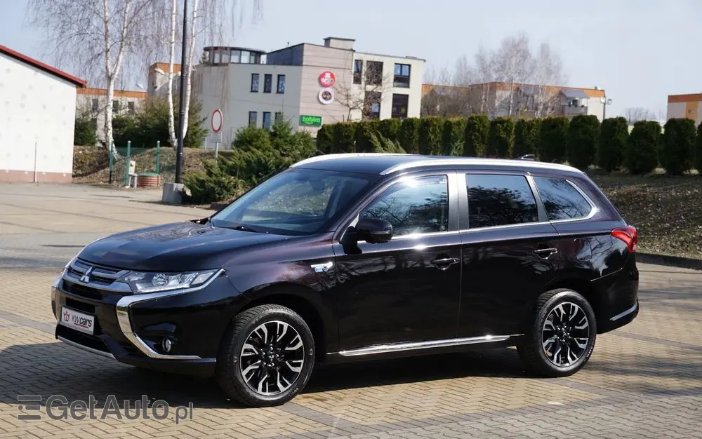 MITSUBISHI Outlander 2.0 4WD Plus