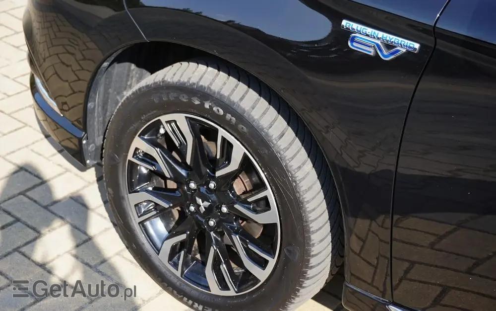 MITSUBISHI Outlander 2.0 4WD Plus