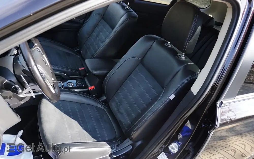 MITSUBISHI Outlander 2.0 4WD Plus