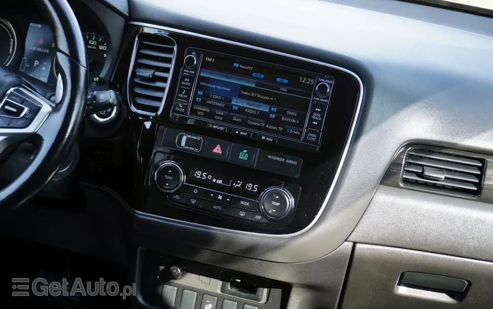 MITSUBISHI Outlander 2.0 4WD Plus