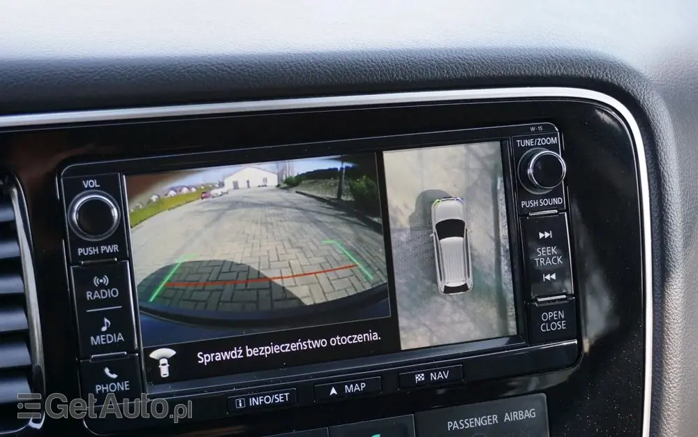 MITSUBISHI Outlander 2.0 4WD Plus