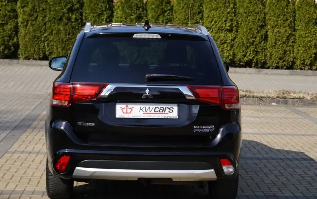 MITSUBISHI Outlander 2.0 4WD Plus