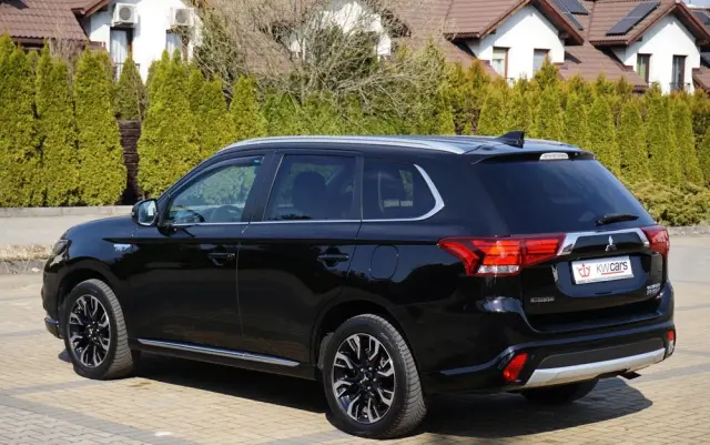 MITSUBISHI Outlander 2.0 4WD Plus