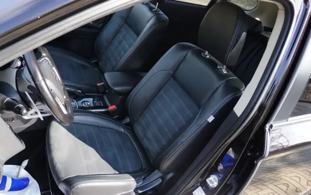 MITSUBISHI Outlander 2.0 4WD Plus