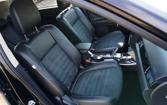 MITSUBISHI Outlander 2.0 4WD Plus