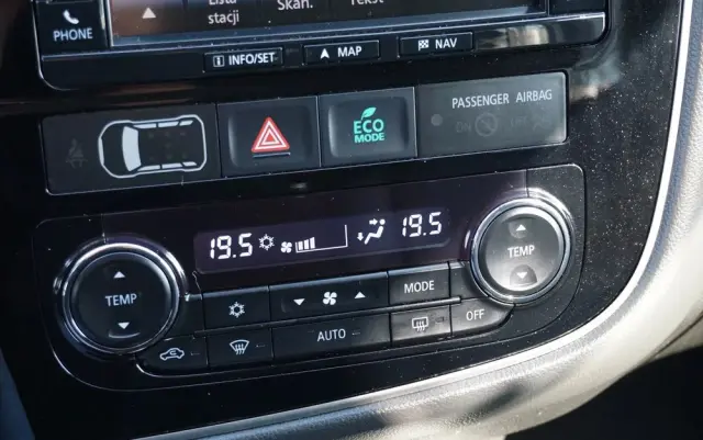 MITSUBISHI Outlander 2.0 4WD Plus