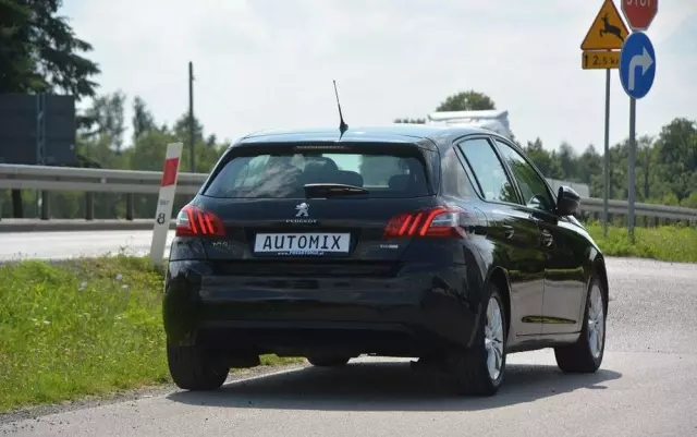 PEUGEOT 308 1.2 PureTech Active Pack S&S