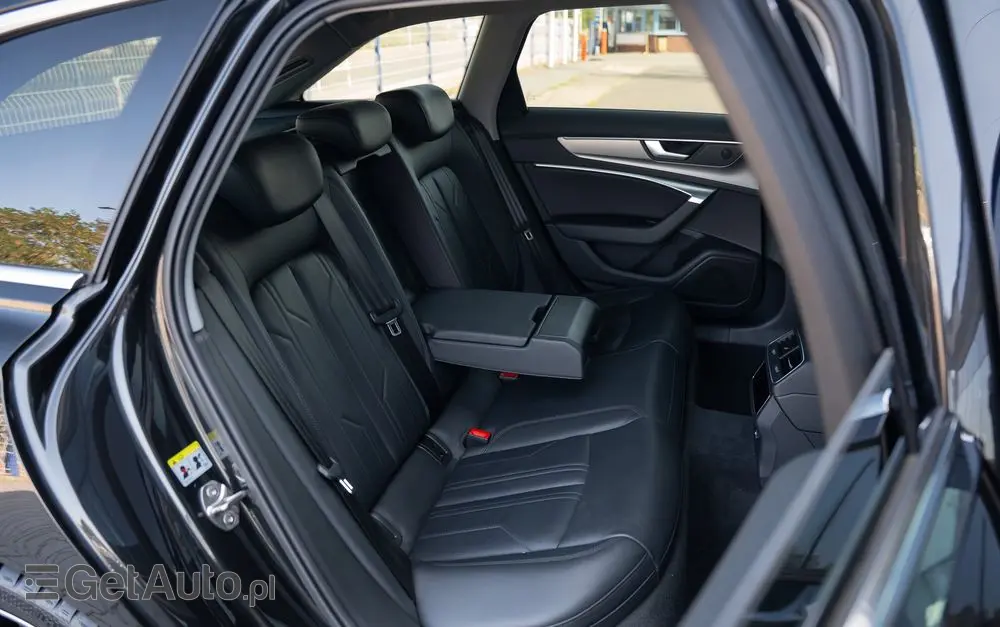 AUDI A6 Avant 40 TDI S tronic sport