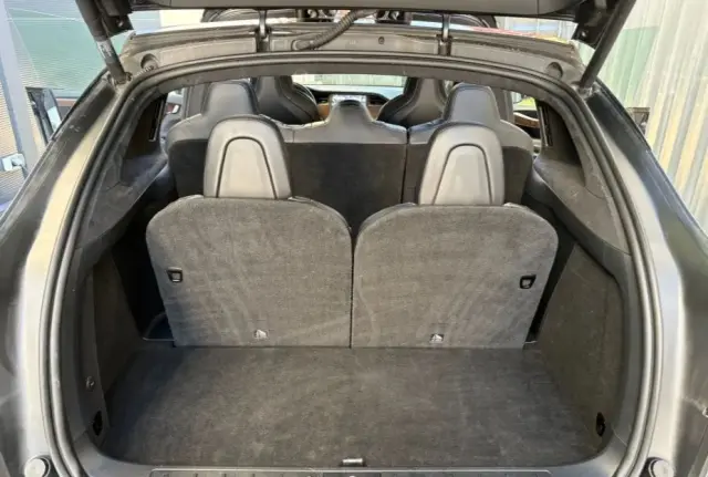 TESLA Model X 100D Allradantrieb