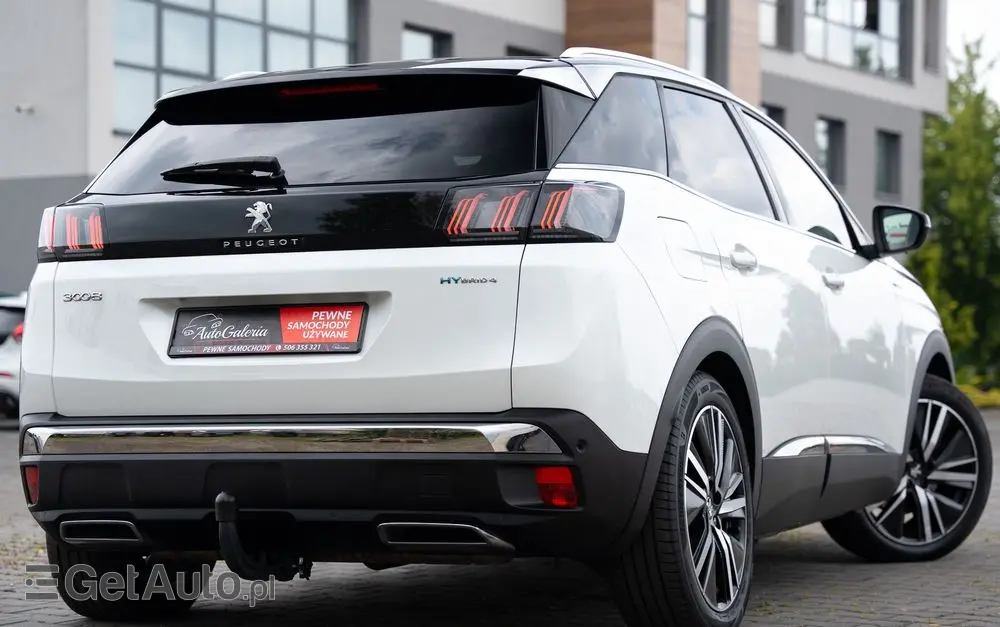 PEUGEOT 3008 