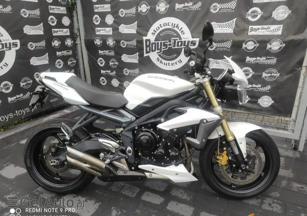 TRIUMPH Street Triple 