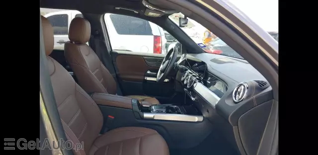 MERCEDES-BENZ GLB GLB 250 (224 KM) 4MATIC DCT