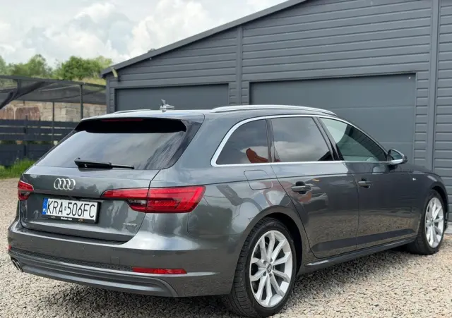 AUDI A4 Avant 2.0 TDI DPF clean diesel quattro S tronic S line Sportpaket